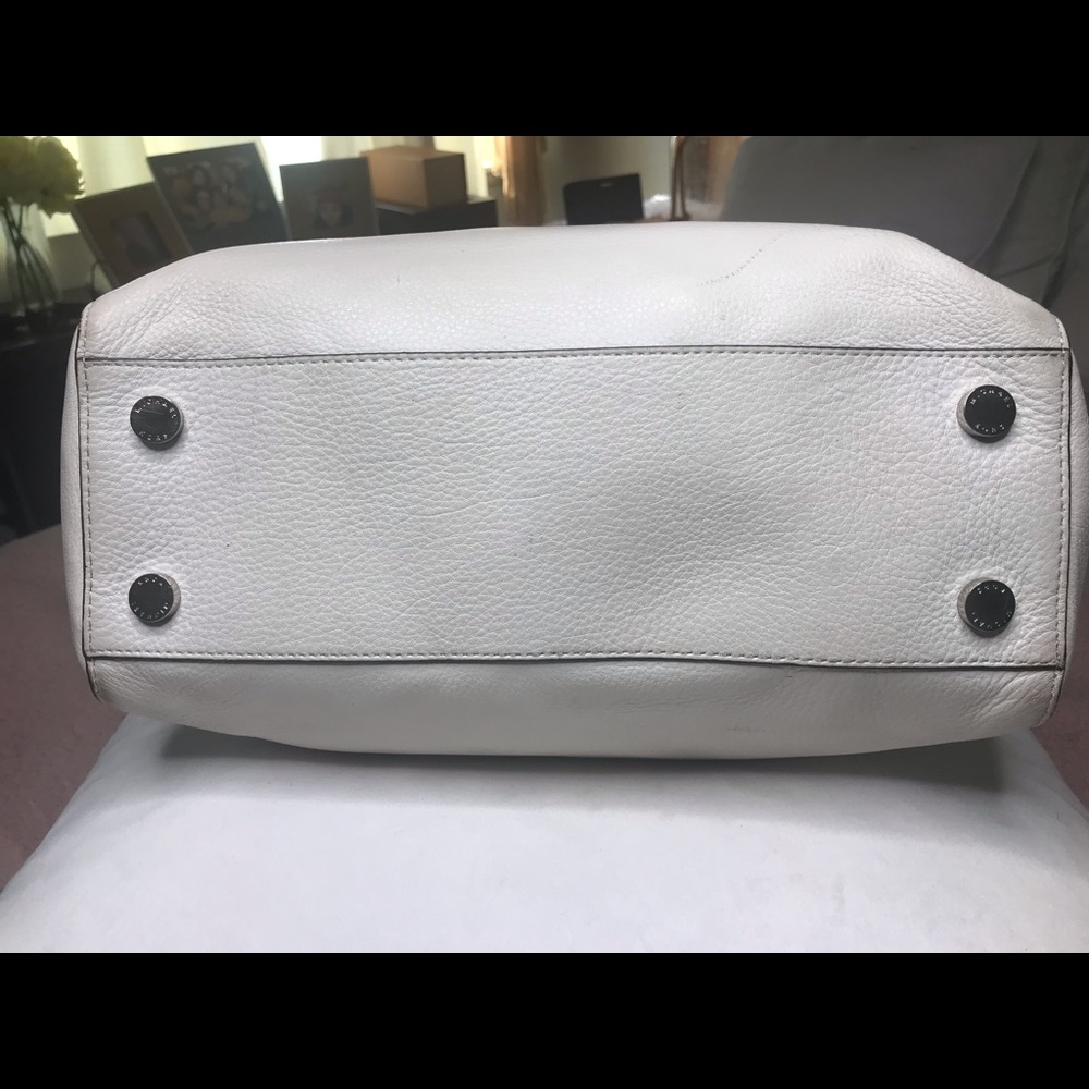 Leather bag. - Picture 5 of 16